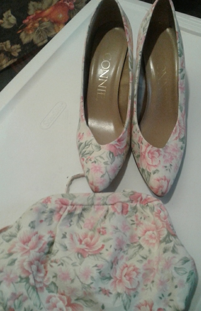 Vintage "Connie" Woman's Shoes * Floral Print